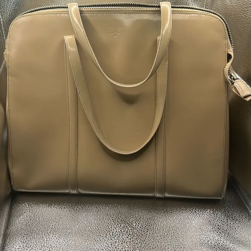 Prada Zip Tope Tote Bag Large Beige Glossy Leather Luxury Summer Coastal Italian